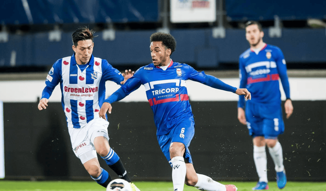 展现出了精 展现出了精